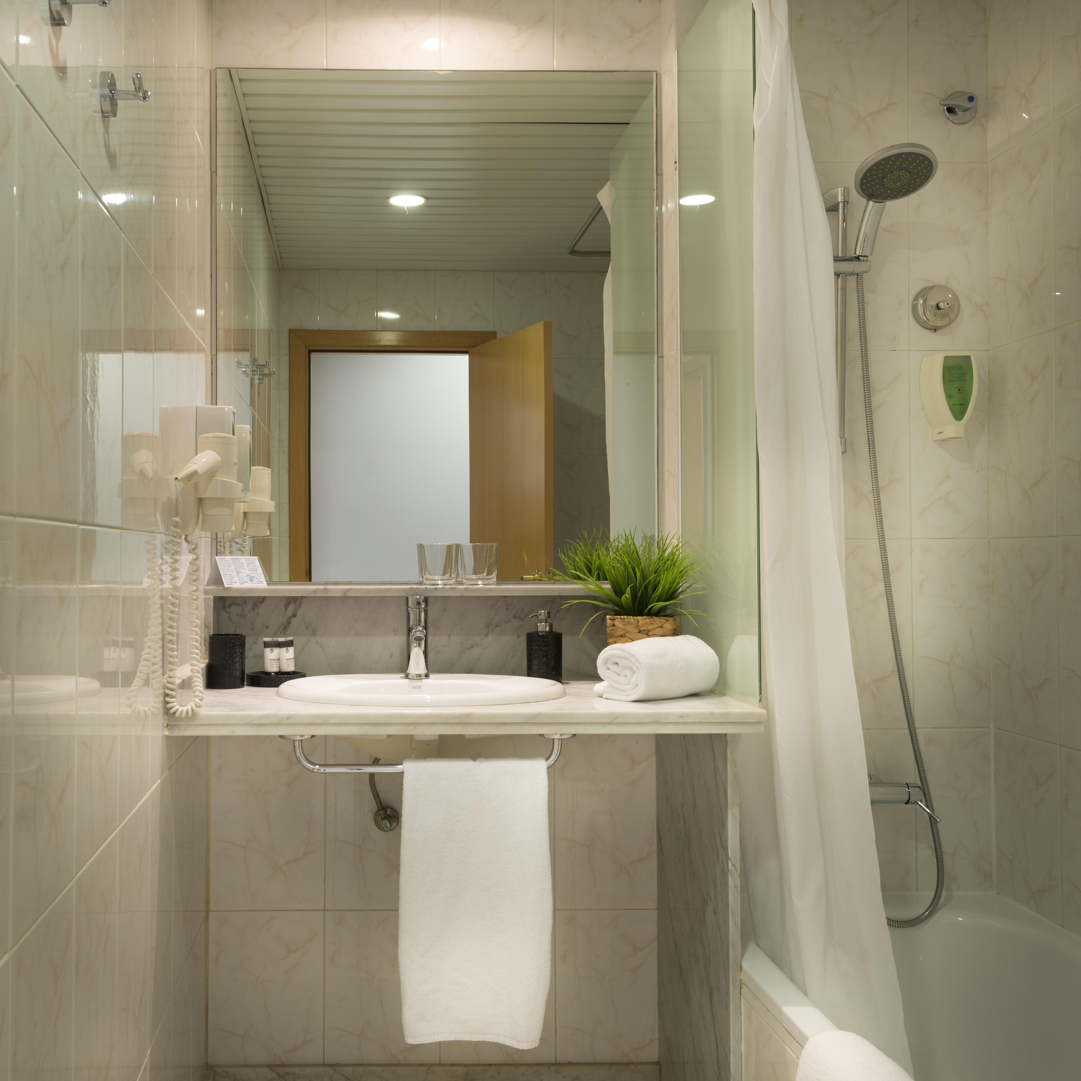 Alexandra Aparthotel Benstarhotelgroup タラゴナ エクステリア 写真