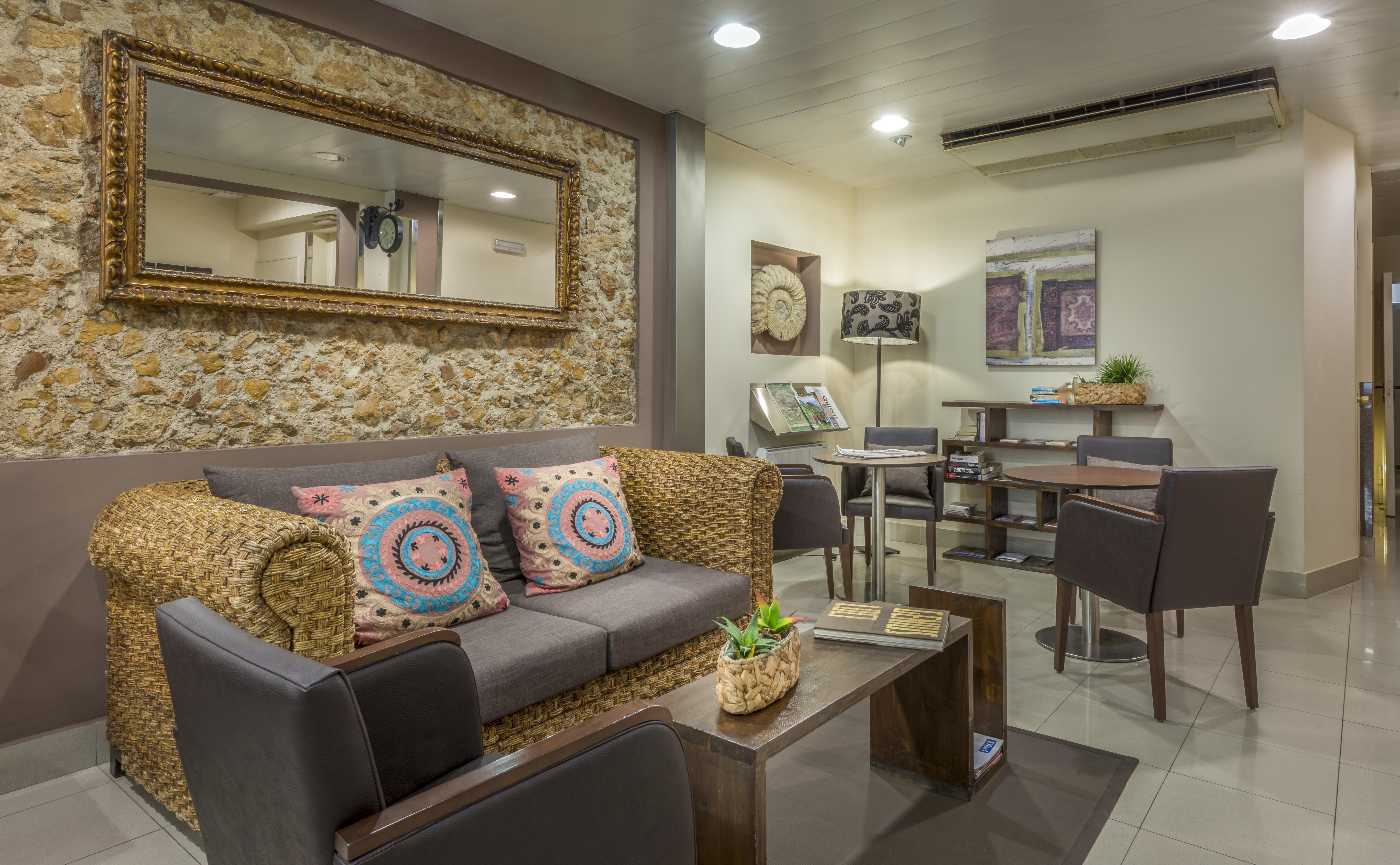 Alexandra Aparthotel Benstarhotelgroup タラゴナ エクステリア 写真