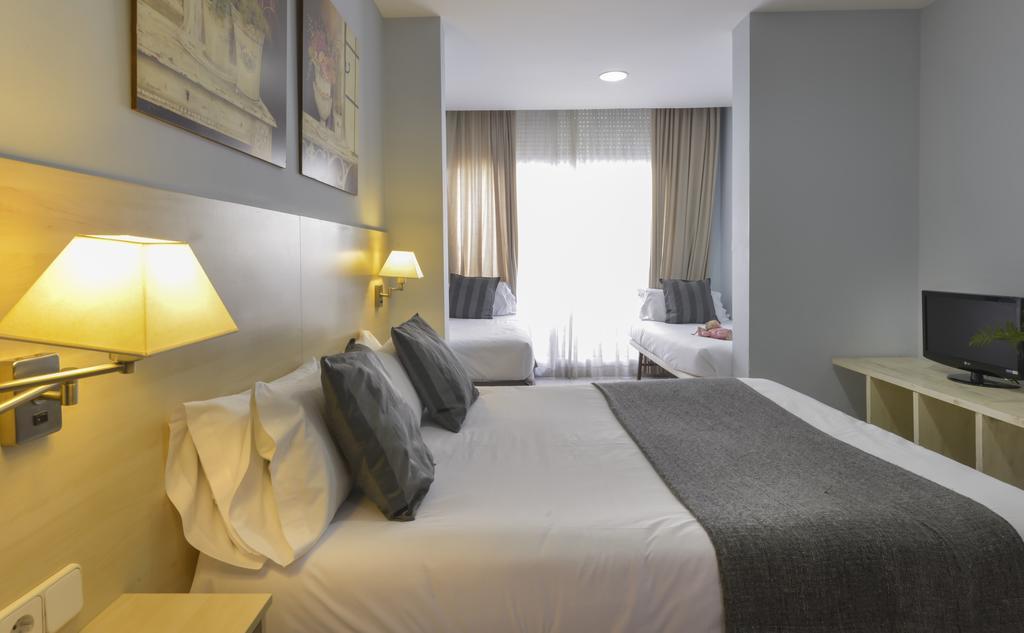 Alexandra Aparthotel Benstarhotelgroup タラゴナ エクステリア 写真